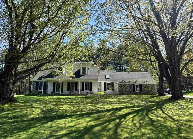 Property at 5 Bradley Dr, Potsdam, NY 13676, 5 beds, 2.5 baths