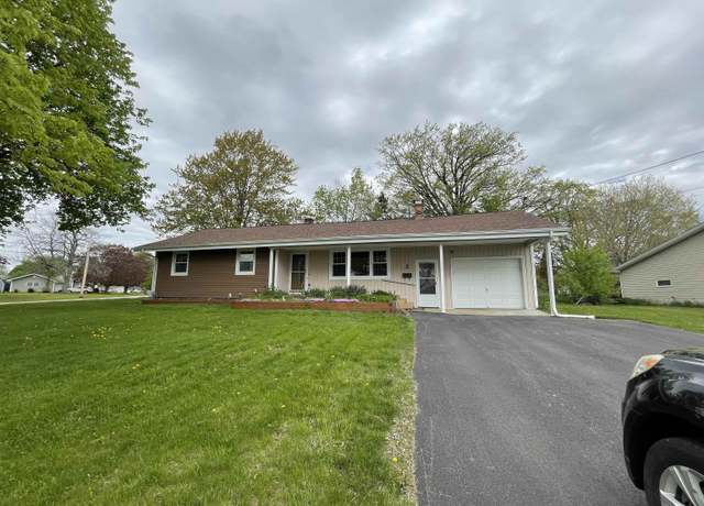 Property at 2 Claremont Ave, Massena, NY 13662, 2 beds, 2 baths