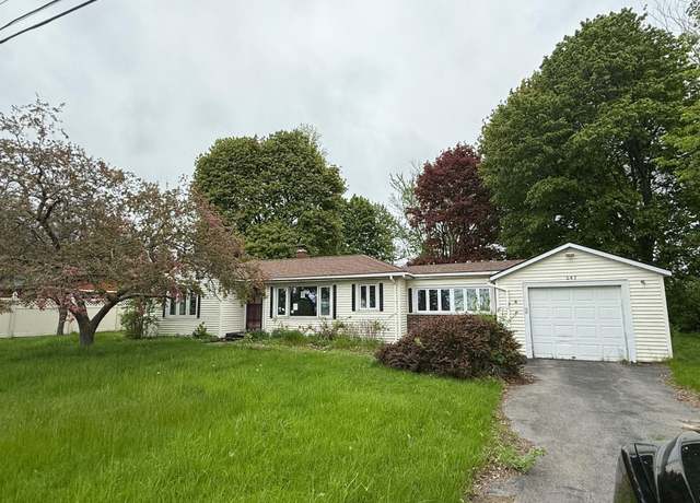 Property at 647 Cumberland Head Rd, Plattsburgh, NY 12901, 2 beds, 2 baths