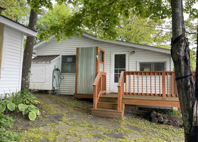 Property at 193 Gulf Rd, Colton, NY 13625, 1.5 baths