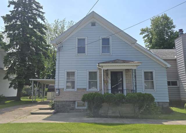 Property at 813 Montgomery St, Ogdensburg, NY 13669, 4 beds, 1 bath