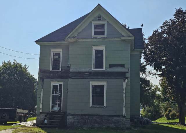 Property at 27 W Barney St, Gouverneur, NY 13642, 5 beds, 1 bath