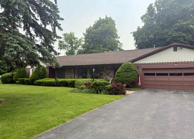 Property at 14 Nightengale Ave, Massena, NY 13662, 3 beds, 2.5 baths