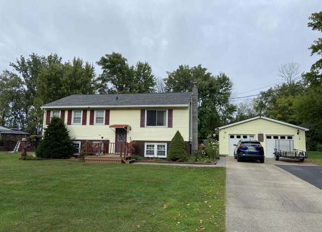 Property at 265 Leslie Rd, Massena, NY 13662, 4 beds, 2 baths