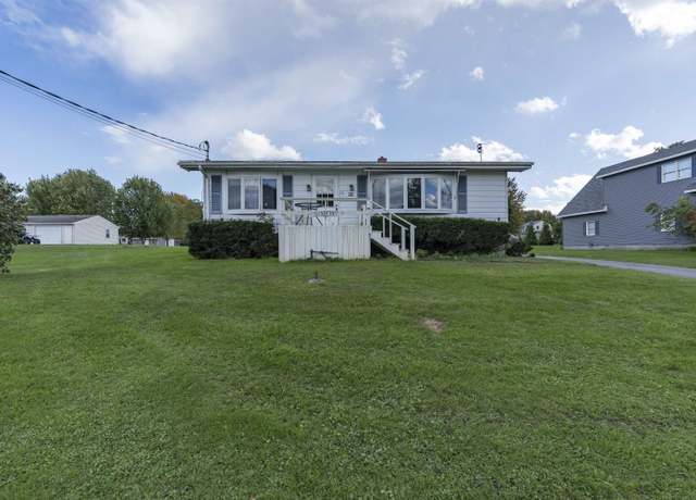 Property at 934 E Broadway St, Cape Vincent, NY 13618, 2 beds, 2 baths