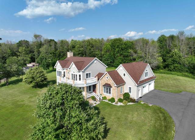 Property at 159 River Dr, Massena, NY 13662, 6 beds, 4.5 baths