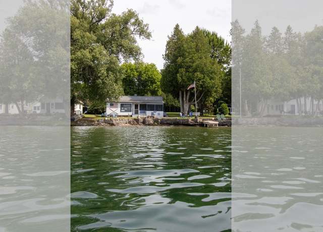 Property at 16 Cedar Shores/prvt Shrs, Ogdensburg, NY 13669, 2 beds, 1 bath