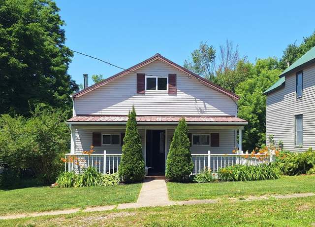 Property at 7 Maple Ave, Antwerp, NY 13608, 3 beds, 1 bath