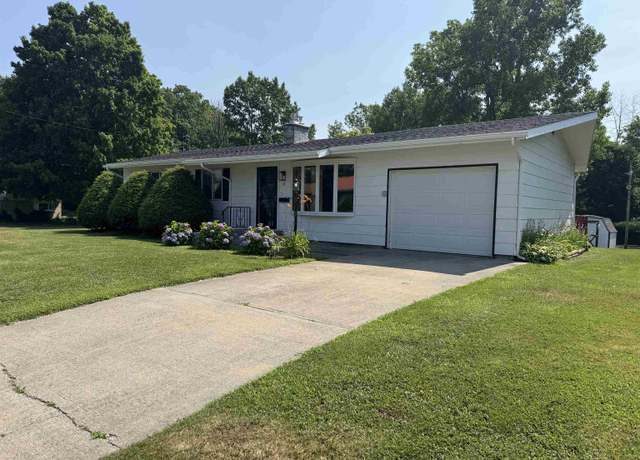 Property at 12 Randall Dr, Massena, NY 13662, 3 beds, 2 baths