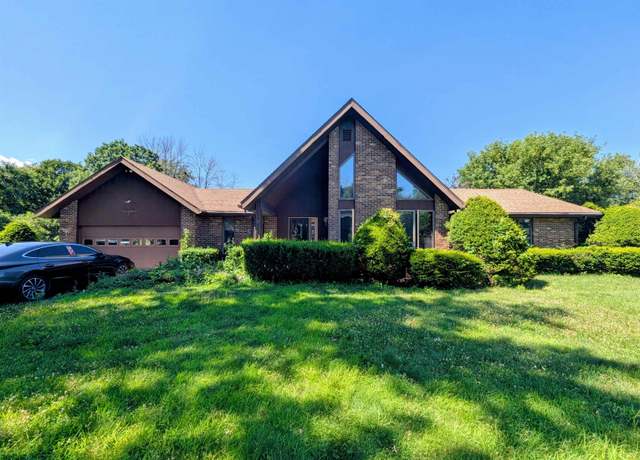 Property at 9 Rosebrier Ave, Massena, NY 13662, 3 beds, 2 baths