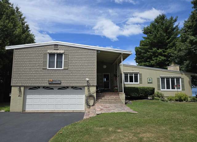 Property at 302 Proctor Ave, Ogdensburg, NY 13669, 3 beds, 2 baths