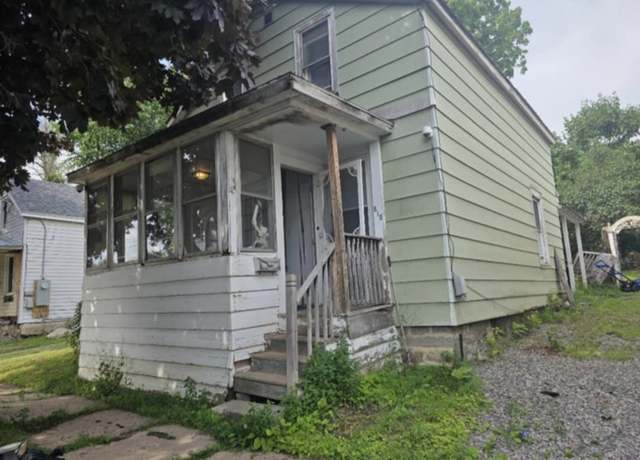 Property at 818 South Water St, Ogdensburg, NY 13669, 3 beds, 1 bath