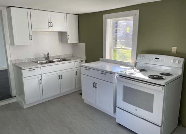 Property at 32 Lawrence Ave, Potsdam, NY 13676, 2 beds, 1 bath