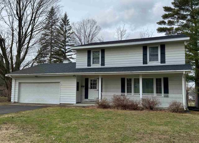 Property at 3 Drumlin Dr, Potsdam, NY 13676, 4 beds, 2.5 baths
