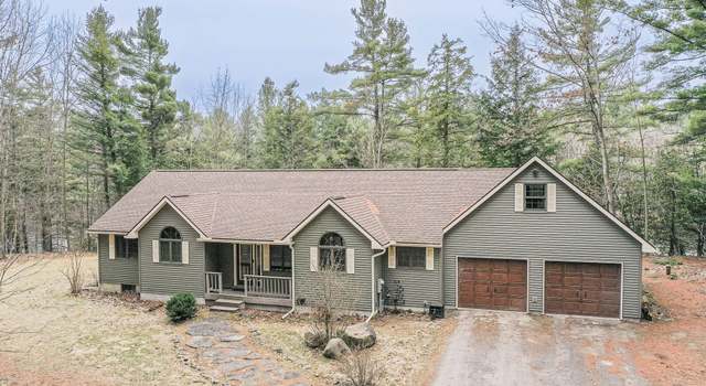 Photo of 66 Leary Dr, Brasher Falls, NY 13613