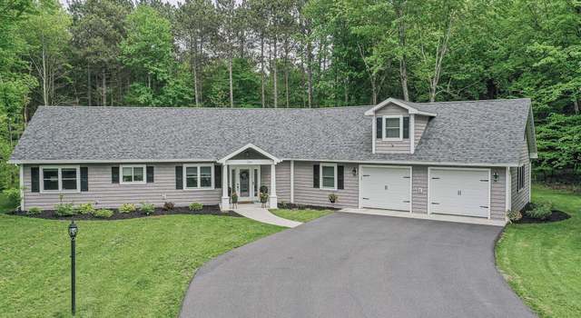 Photo of 10 Whippoorwill Ln, Potsdam, NY 13676