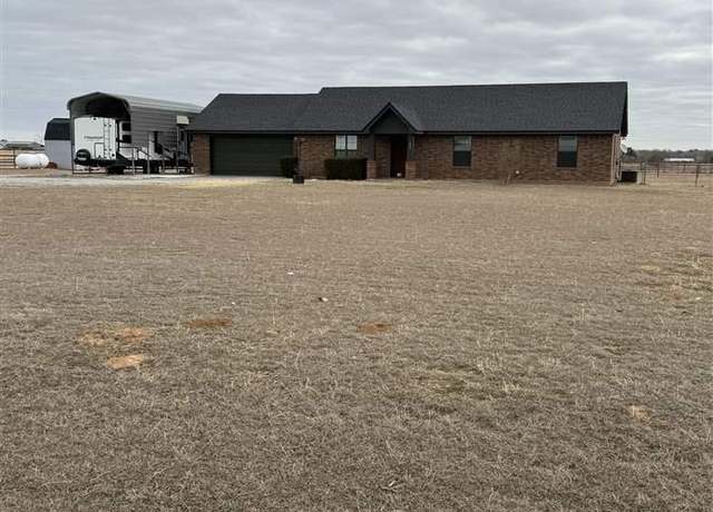 Property at 568 Vaughn Rd, Burkburnett, TX 76354, 3 beds, 0.5 baths
