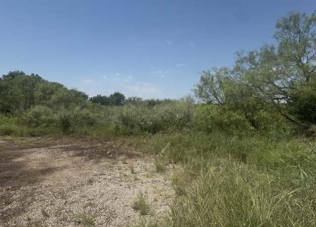 Property at 1212 Trout St, Wichita Falls, TX 76301