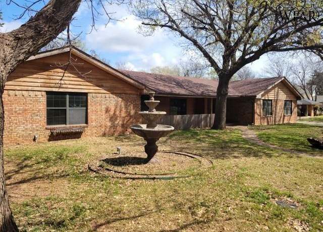Property at 4514 Shady Ln, Wichita Falls, TX 76309, 3 beds, 2 baths