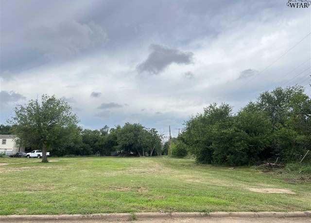 Property at 1008 Van Buren St, Wichita Falls, TX 76301