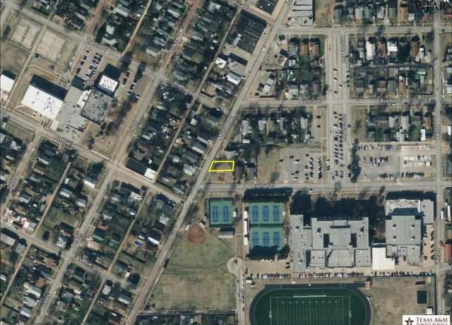Property at 1707 and 1709 Monroe St, Wichita Falls, TX 76309