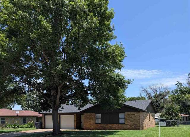Property at 1314 Montgomery St, Wichita Falls, TX 76302, 3 beds, 2 baths
