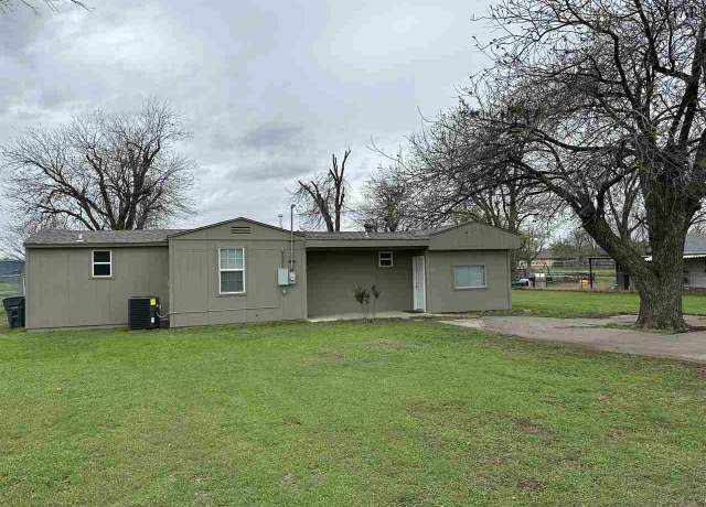 Property at 3701 Telephone Dr, Wichita Falls, TX 76306, 3 beds, 2 baths