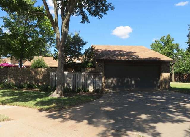 Property at 2834 Mill Valley Dr, Wichita Falls, TX 76308, 3 beds, 2 baths