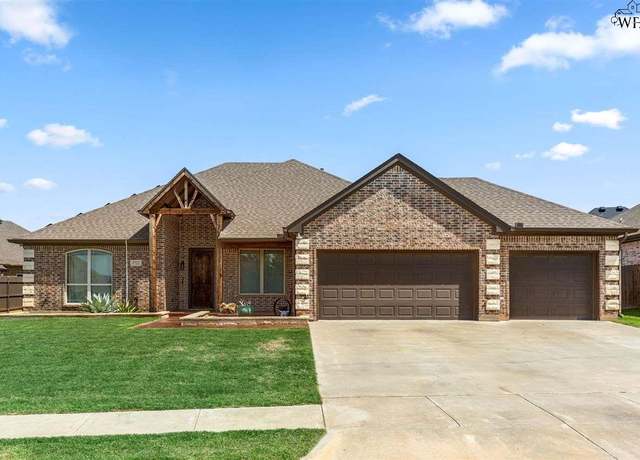 Property at 1722 Shoal Creek Dr, Wichita Falls, TX 76310, 4 beds, 2 baths