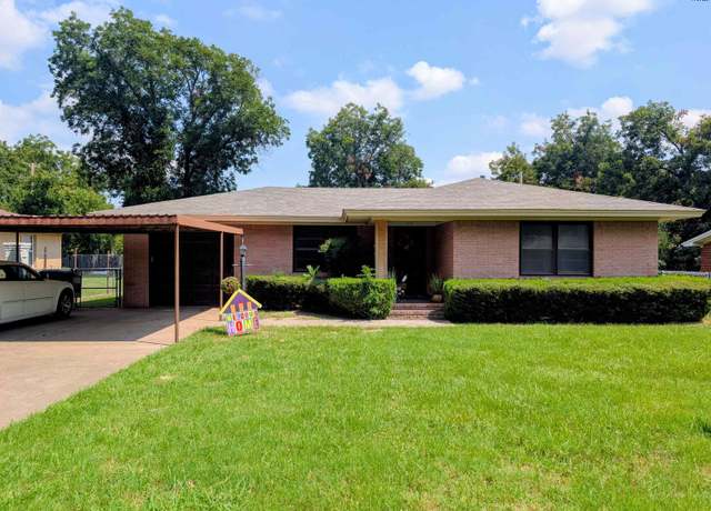 Property at 515 Dot Ave, Burkburnett, TX 76354, 2 beds, 1 bath