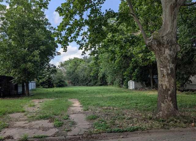 Property at 122 Lilac Ln, Burkburnett, TX 76354