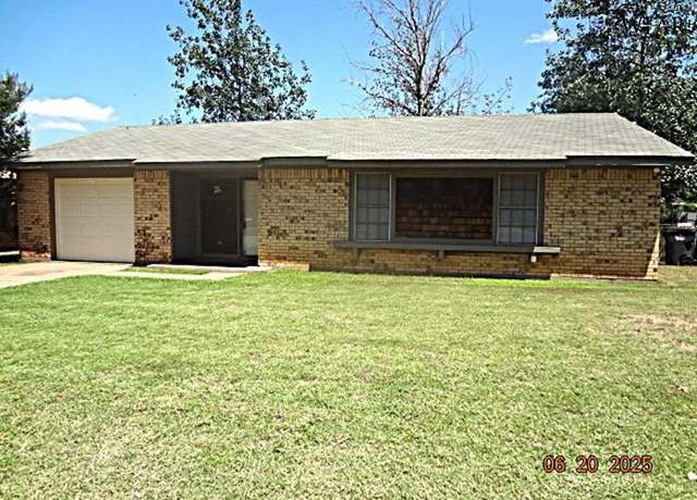 Property at 4837 Colleen Dr, Wichita Falls, TX 76302, 3 beds, 2 baths