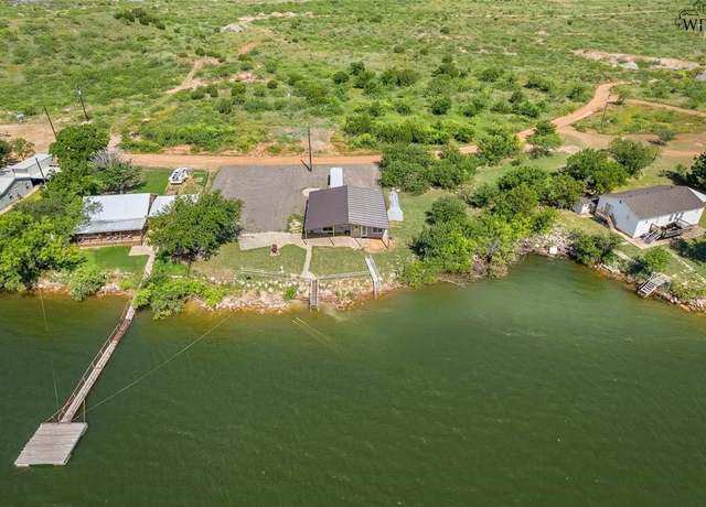 Property at 894 W West Moonshine Rd, Seymour, TX 76380, 3 beds, 1 bath