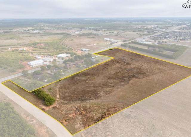 Property at 3900 Barnett Rd, Wichita Falls, TX 76310