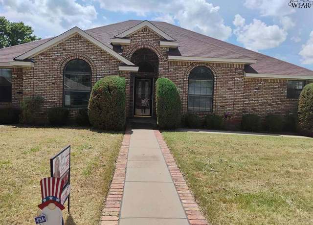 Property at 816 Sugarbush Ln, Burkburnett, TX 76354, 3 beds, 2 baths