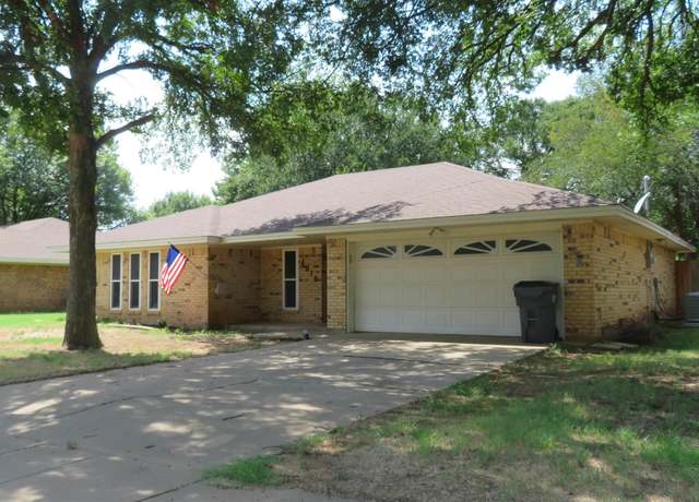 Property at 4810 Reginald Dr, Wichita Falls, TX 76308, 3 beds, 2 baths