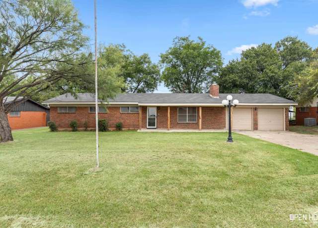 Property at 780 S Bell Rd, Iowa Park, TX 76367, 4 beds, 2 baths