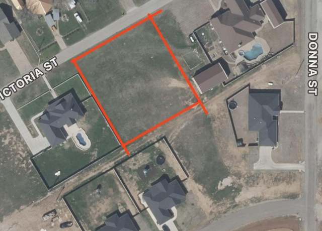 Property at 35 Victoria St, Wichita Falls, TX 76308