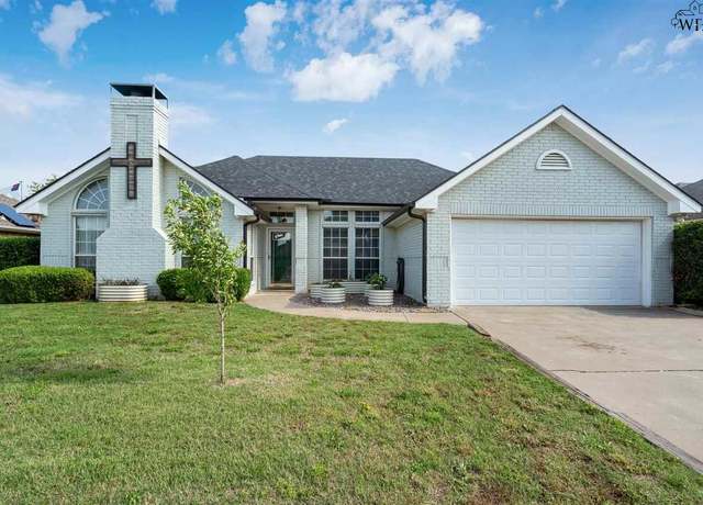 Property at 5403 Carlson St, Wichita Falls, TX 76302, 3 beds, 2 baths