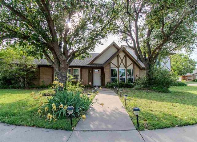 Property at 6 Deanna Cir, Wichita Falls, TX 76302, 4 beds, 3 baths
