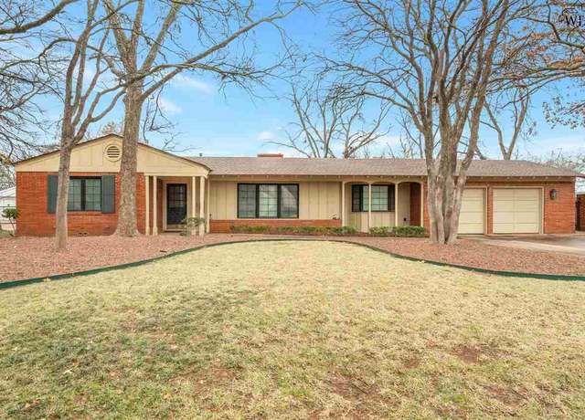Property at 2417 Ellingham Dr, Wichita Falls, TX 76308, 4 beds, 3 baths