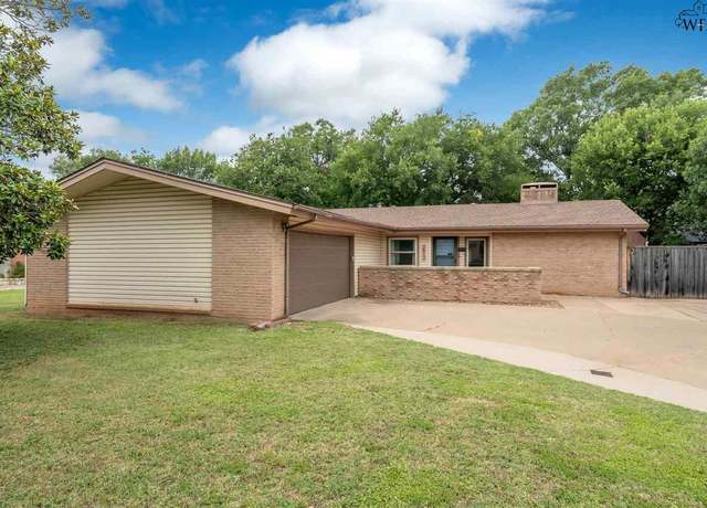 Property at 2812 Compton Rd, Wichita Falls, TX 76309, 4 beds, 2 baths
