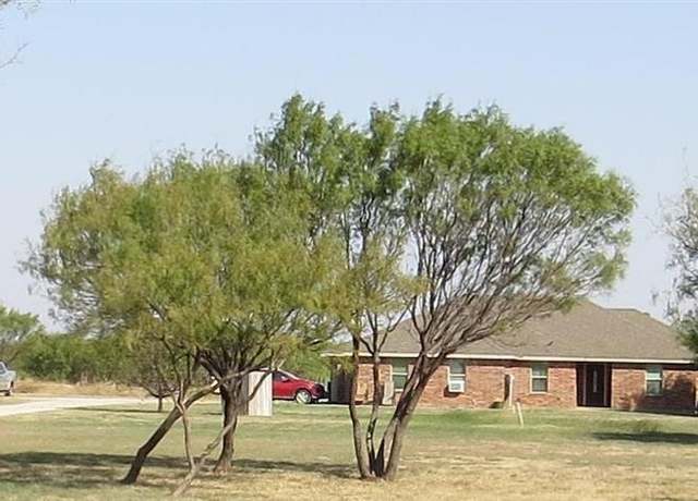 Property at 5830 Johnson Rd, Iowa Park, TX 76367, 5 beds, 0.5 baths