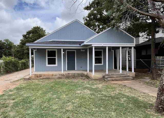 Property at 2304 10th St, Wichita Falls, TX 76309, 3 beds, 2 baths