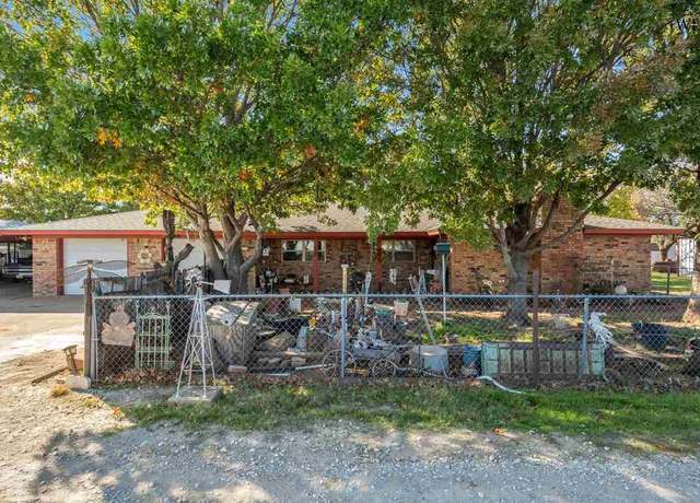 Property at 7025 Seymour Hwy, Wichita Falls, TX 76310, 3 beds, 2 baths