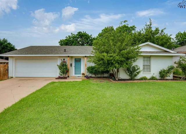 Property at 1540 Glendale Dr, Wichita Falls, TX 76302, 3 beds, 2 baths