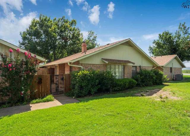 Property at 4501 Spanish Trce Unit 3, Wichita Falls, TX 76310, 2 beds, 2 baths