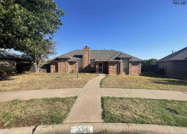 Property at 5203 Pebblestone Dr, Wichita Falls, TX 76306, 3 beds, 2 baths