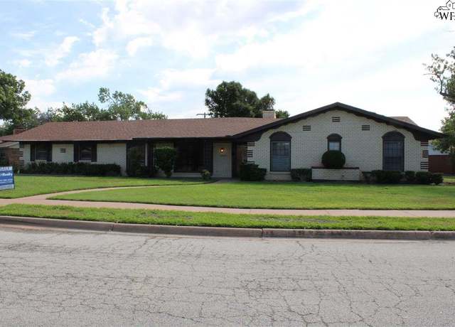Property at 4509 Kenwood St, Wichita Falls, TX 76310, 3 beds, 0.5 baths
