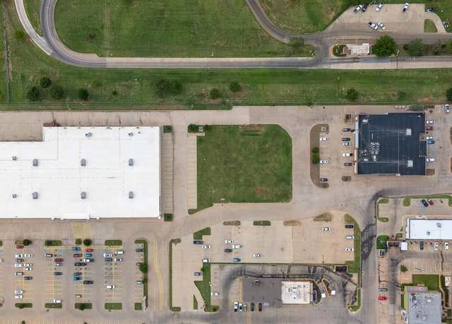Property at 3908 Call Field Rd, Wichita Falls, TX 76308